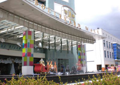 Mall Boulevard Square